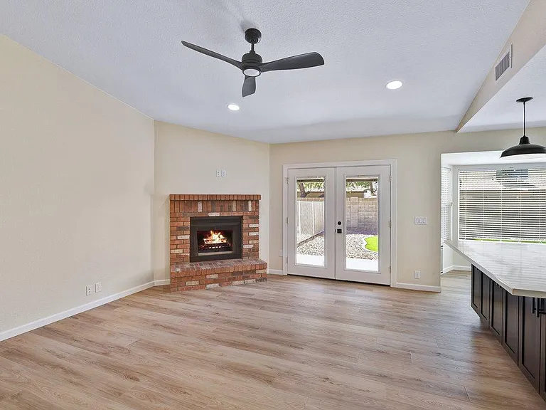 7331 W Windrose Dr — Photo 11