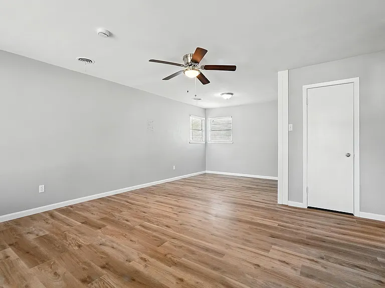 5107 Durango Dr — Photo 7
