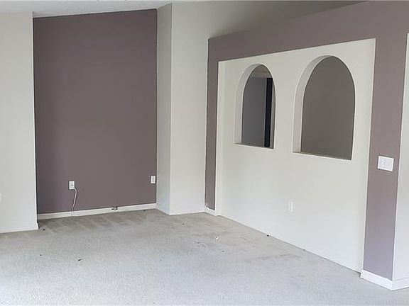 2nd image of 10428 Maronda Dr