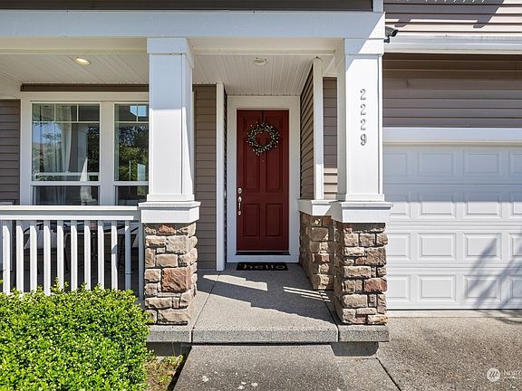 3rd image of 2229 88th Drive NE