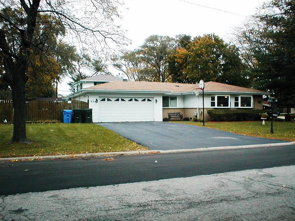 1st image of 2340 Fernwood Dr
