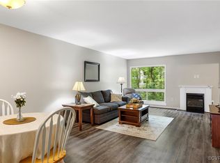 10152 Iron Mill Rd, North Chesterfield, VA 23235