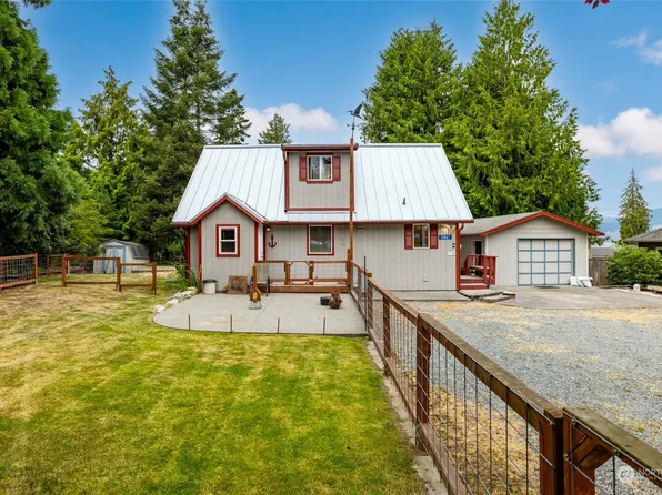 10867 Halloran Road, Bow, WA 98232