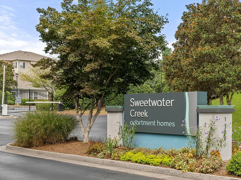 Sweetwater Creek — Photo 27