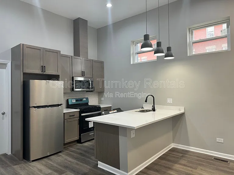 2361 S Whipple St #1F — Photo 3