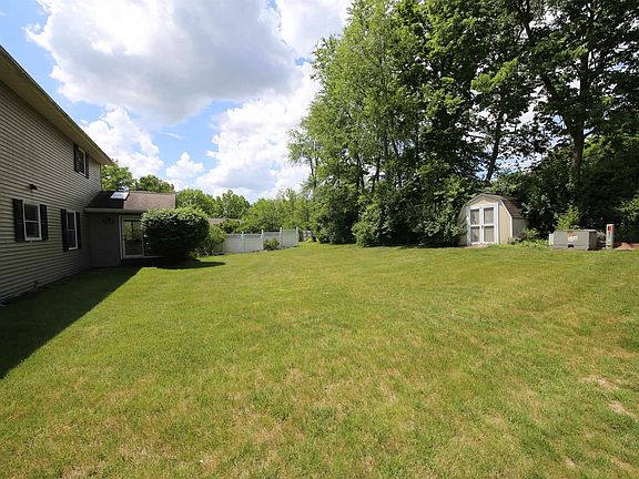 2nd image of 4241 E Bill Mallory Blvd