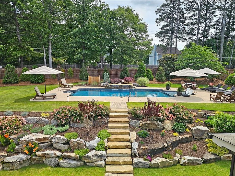 1st image of 1365 Brody Dr