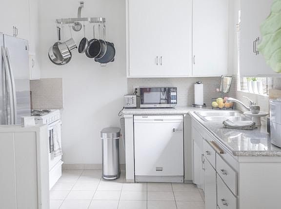 3rd image of 12827 Kling St #3