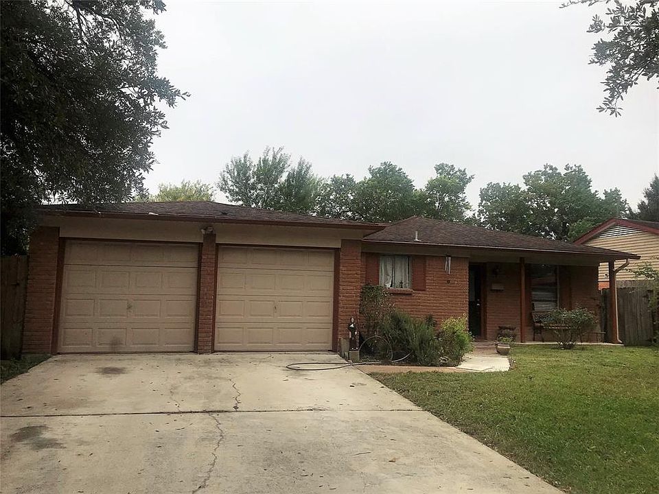 1st image of 1703 Robinhood St