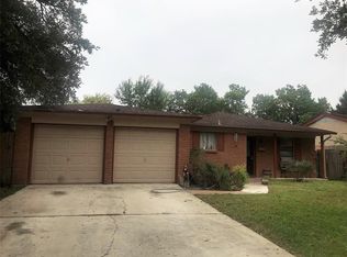 1703 Robinhood St, Pasadena, TX 77502