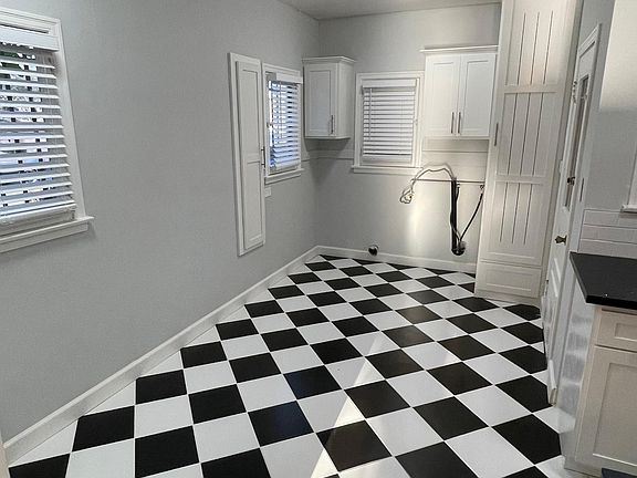 3rd image of 230 W Hill St #0