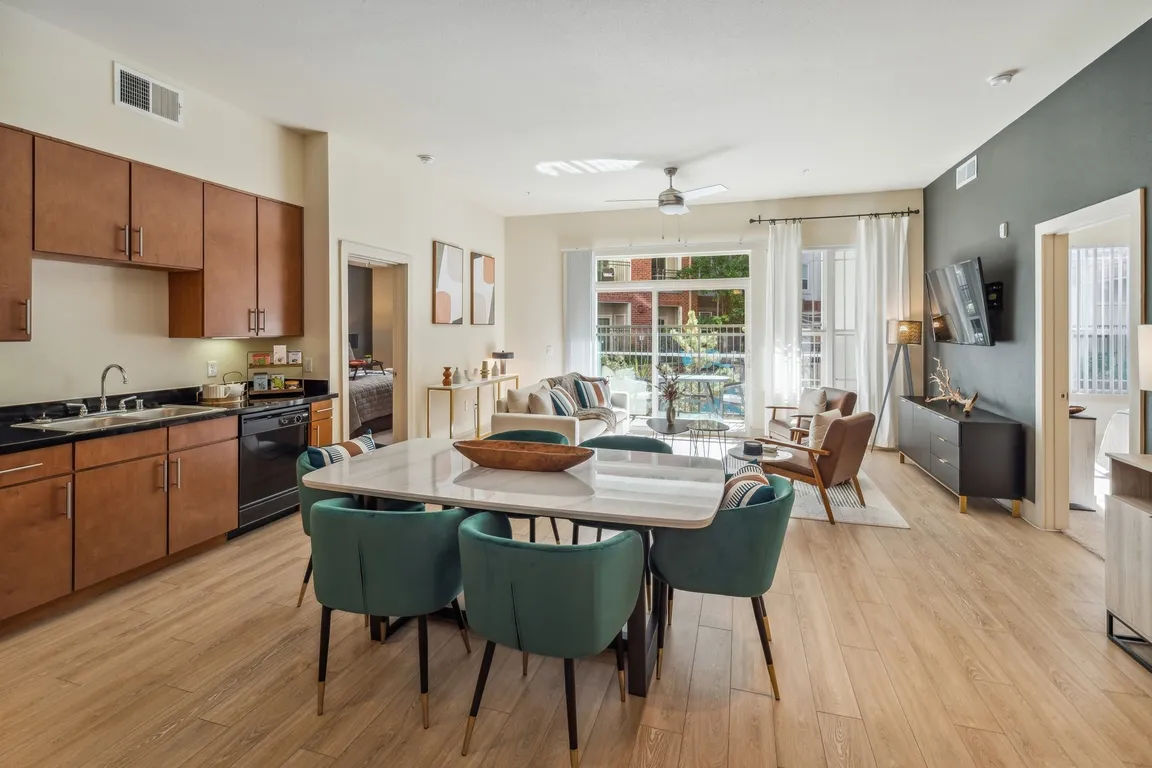 ParkAvenue_interior_ dining kitchen living