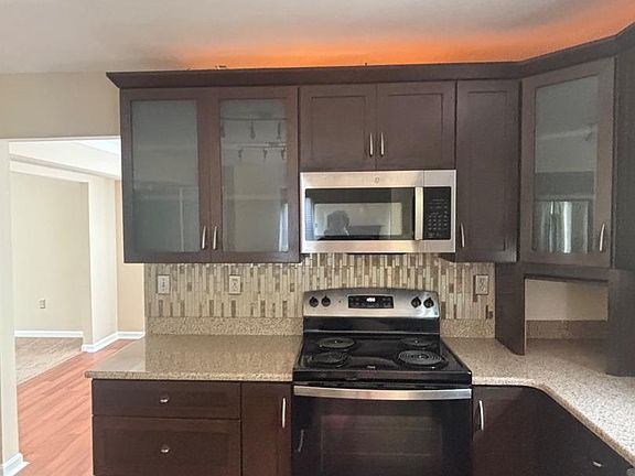 5th image of 2334 Tawny Dr