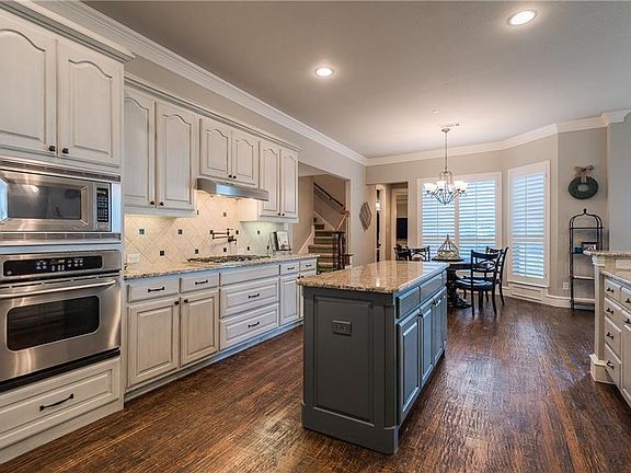 4th image of 851 Beechwood Ln