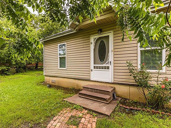 4th image of 2111 Speight Ave