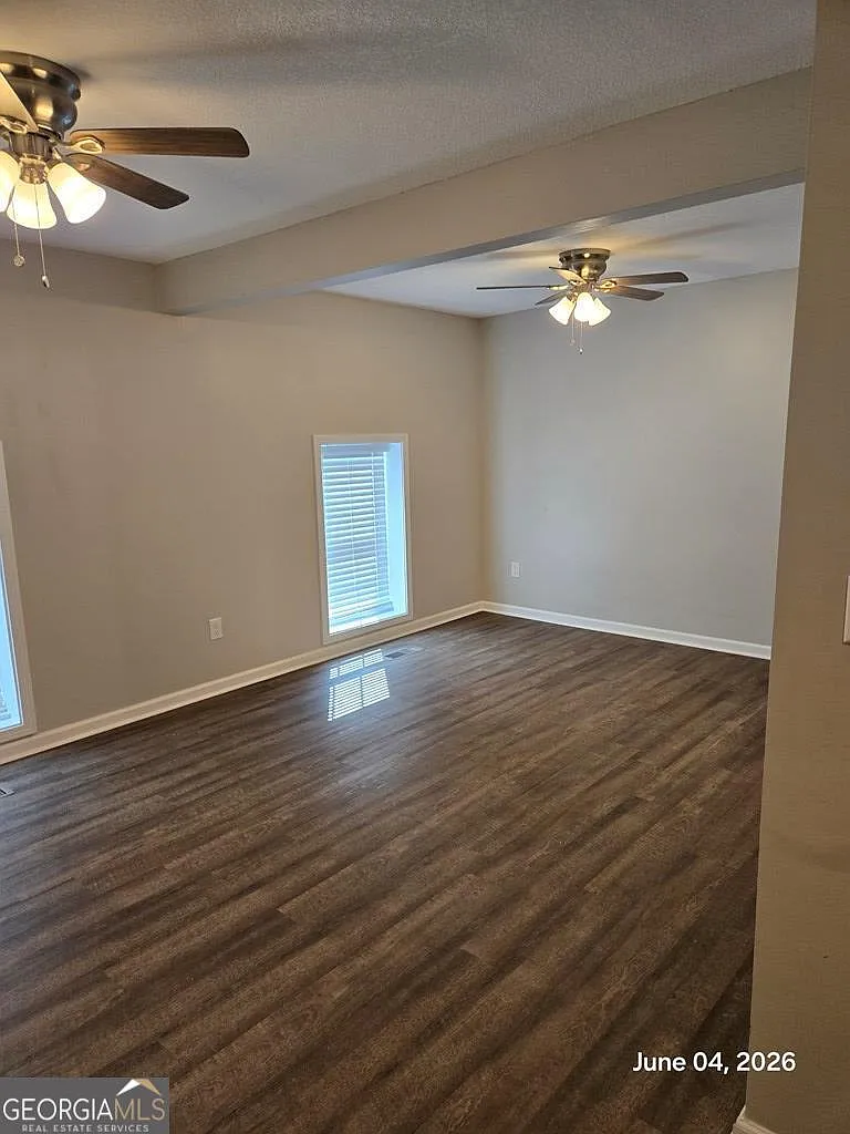 3 bed, 2.0 bath, $1,650 — Photo 4