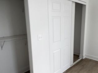 2663 W Medill Ave #2, Chicago, IL 60647