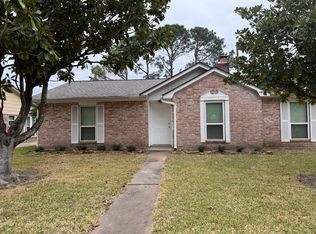 11407 Brook Meadows Ln, Meadows Place, TX 77477