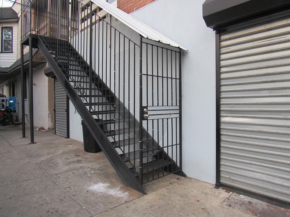 1st image of 601 E Westmoreland St #2