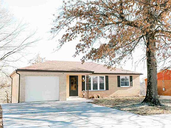 2nd image of 10 Sheridan Dr