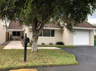 7002 SW 103rd Pl, Miami, FL 33173