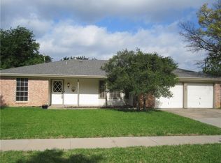 7583 Terry Dr, North Richland Hills, TX 76180