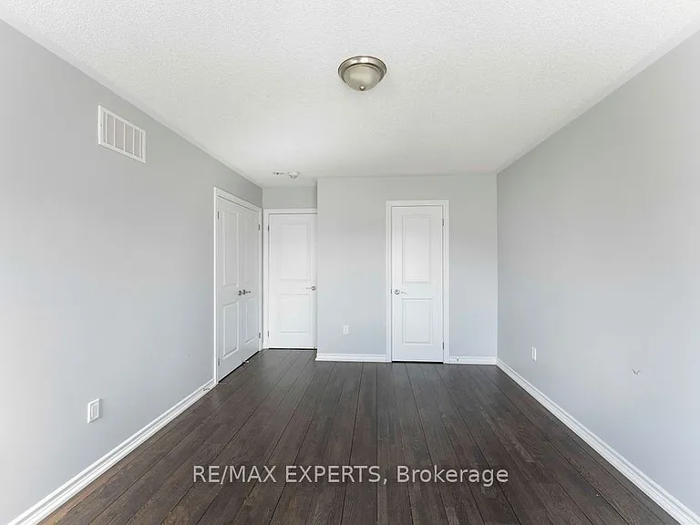 300 Remembrance Rd — Photo 20