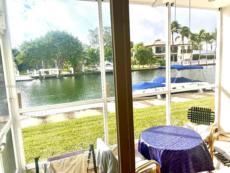 465 Paradise Isle Blvd #101 — Photo 7
