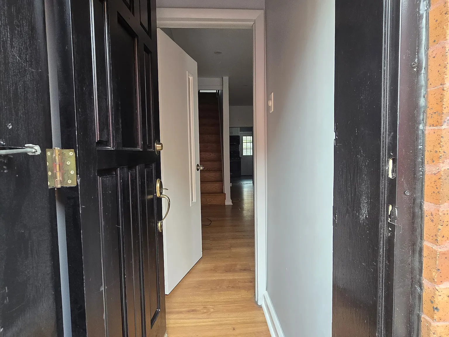 3146 Mercer St — Photo 3