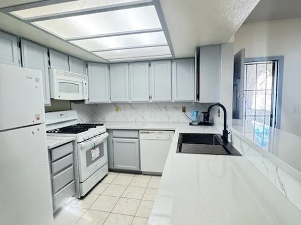 1406 Santa Margarita St Unit G, Las Vegas, NV 89146