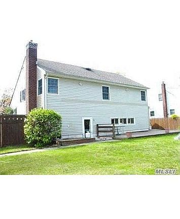 4th image of 20 Algonguin Ave