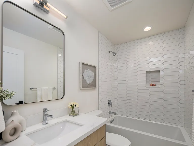 1004 N 48th St #B — Photo 17