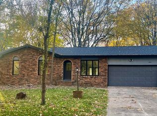 4941 S James Ave, Springfield, MO 65810