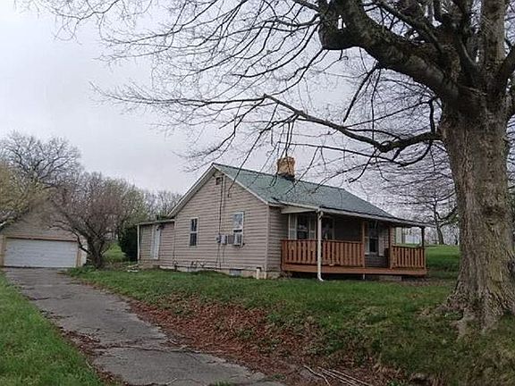 3rd image of 404 Old Elderton Hill Rd