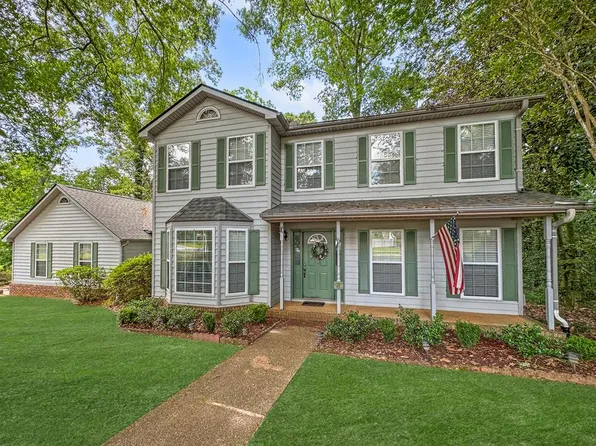 501 Wildwood Dr, Enterprise, AL 36330