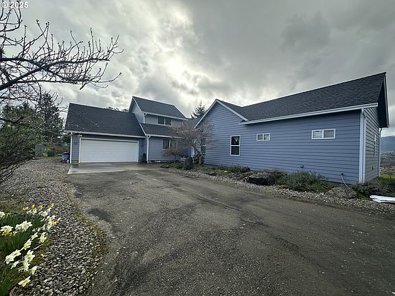 2nd image of 145 Melon Ln