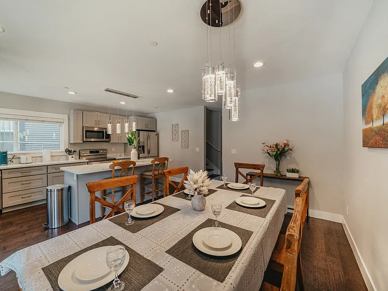 307 23rd Ave — Photo 28