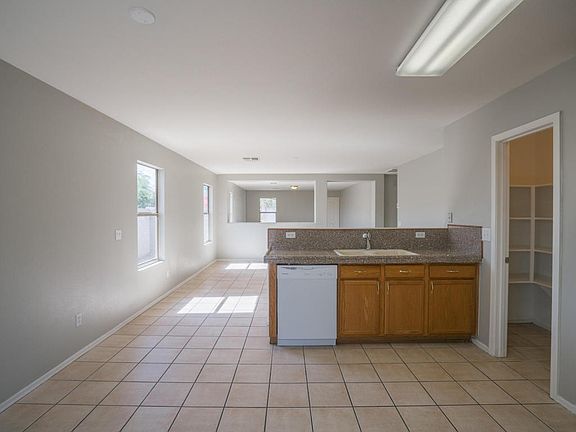 4th image of 11819 W Ester Dr