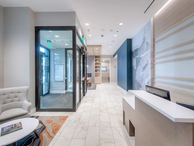 2800 Building Lobby with concierge