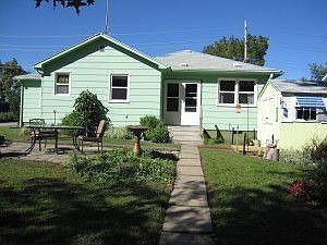 5th image of 3804 Messanie St