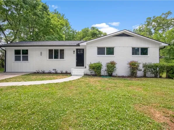 17 Van Tassel Dr SE, Lindale, GA 30147