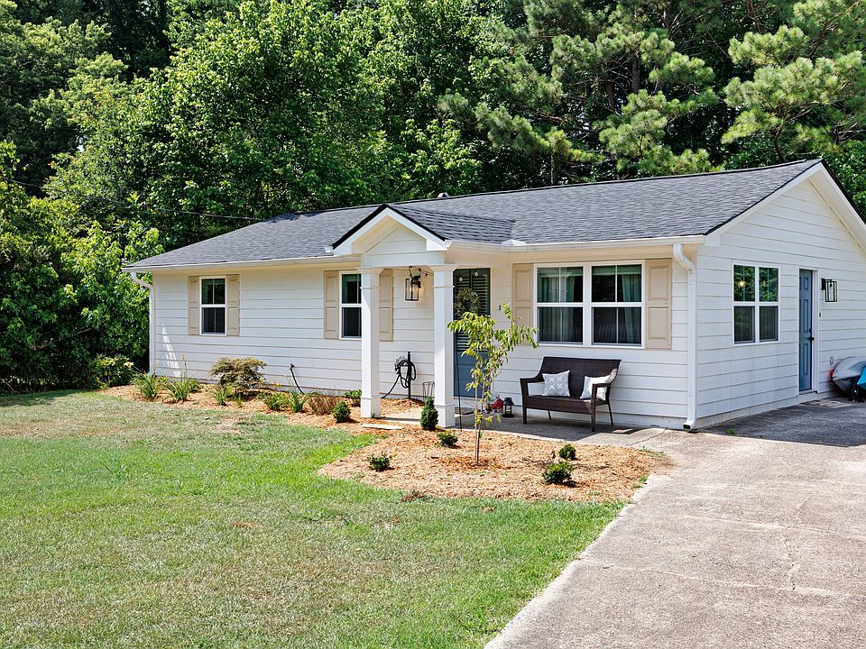 1st image of 223 Woodglen Dr