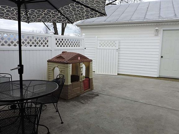 5th image of 1519 Parkersburg Tpke