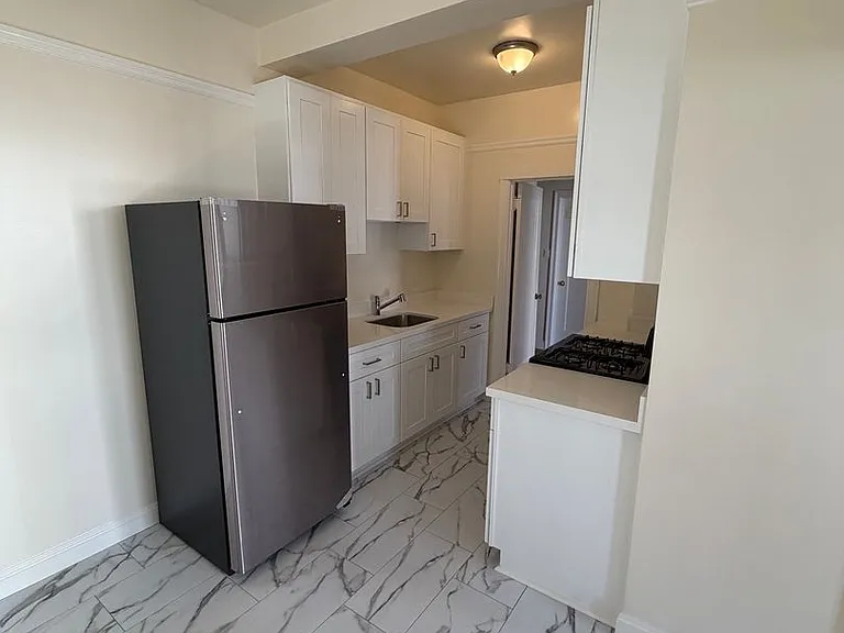 3355Octav — Photo 3