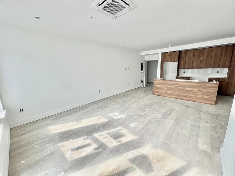 1801 N 2nd St #304 — Photo 4