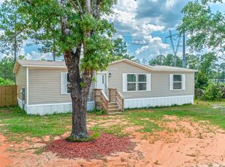 91 W Poinsetta Ave, Defuniak Springs, FL 32433