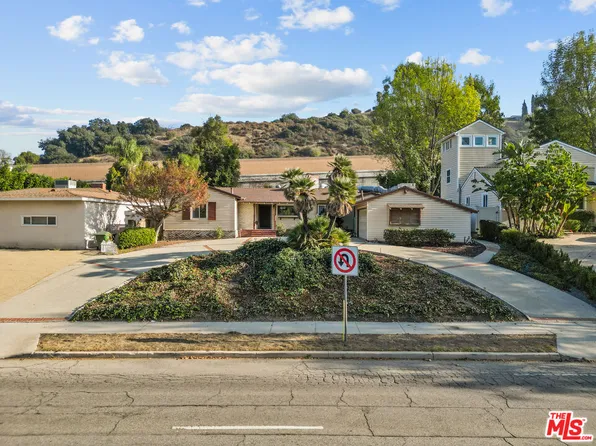 4210 Sepulveda Blvd, Sherman Oaks, CA 91403