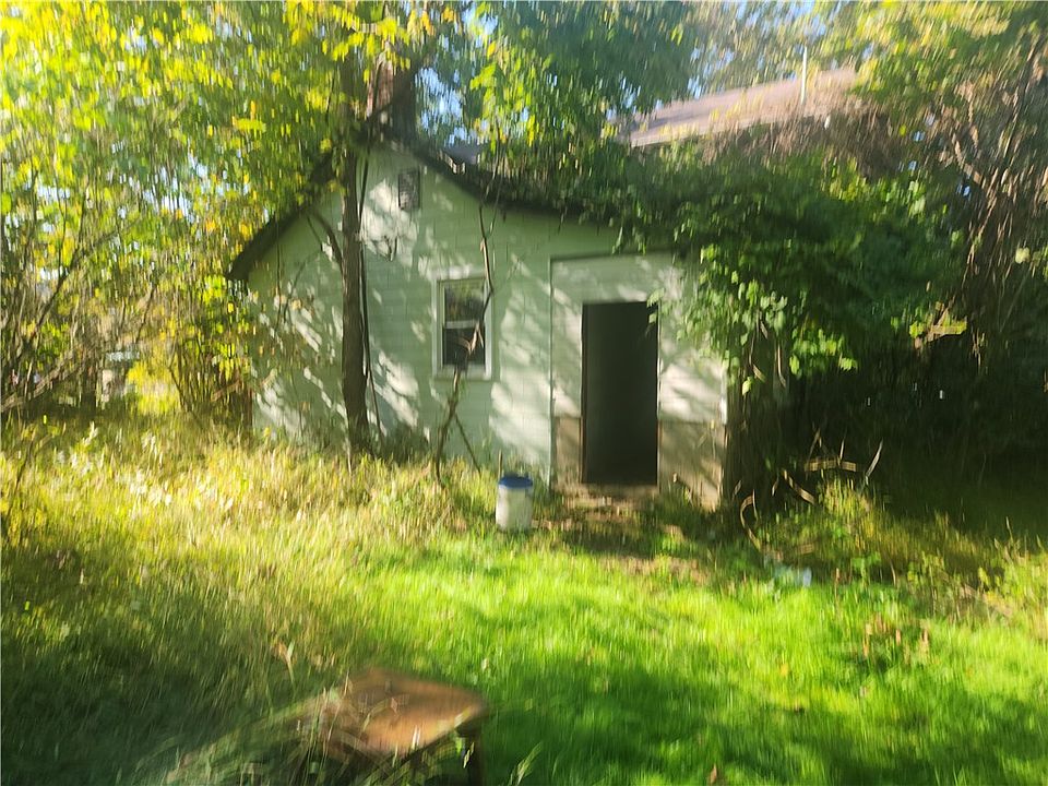 2nd image of 841 N 2nd St