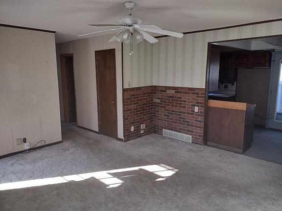 3rd image of 6311 N Kansas Ave
