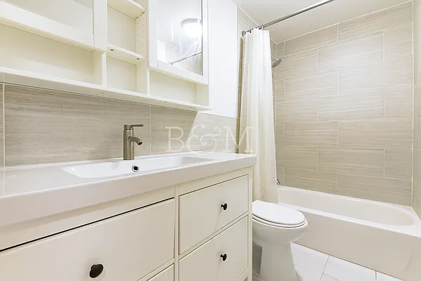 Rented by Brick&Mortar | media 18